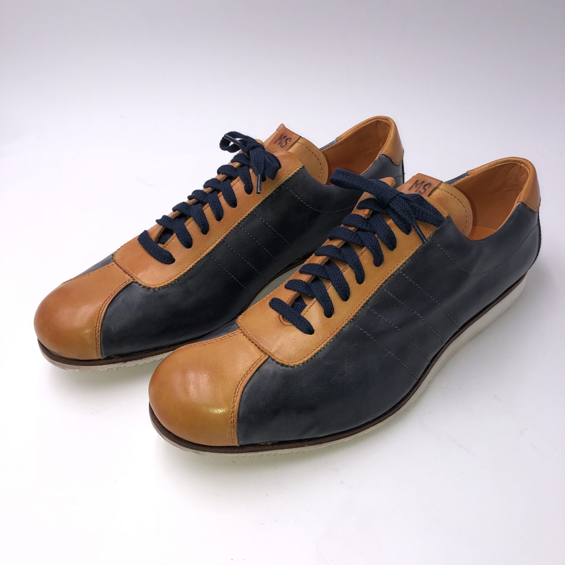 Münchener Schuhwerkstätten Sneaker NACHTBLAU mit OCKER